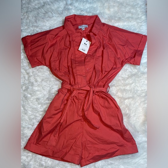 Orange - Picture 1 of 2